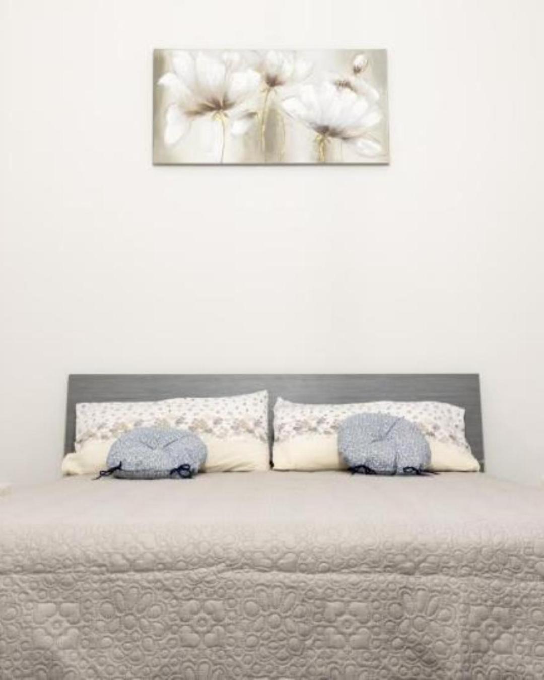 Decumani Apartments - Nel Cuore Di Napoli Ngoại thất bức ảnh